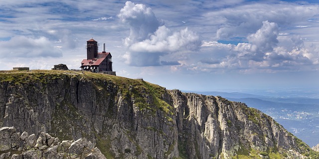 Zateplujeme a zdobíme dřevěnou fasádou rodinný penzion